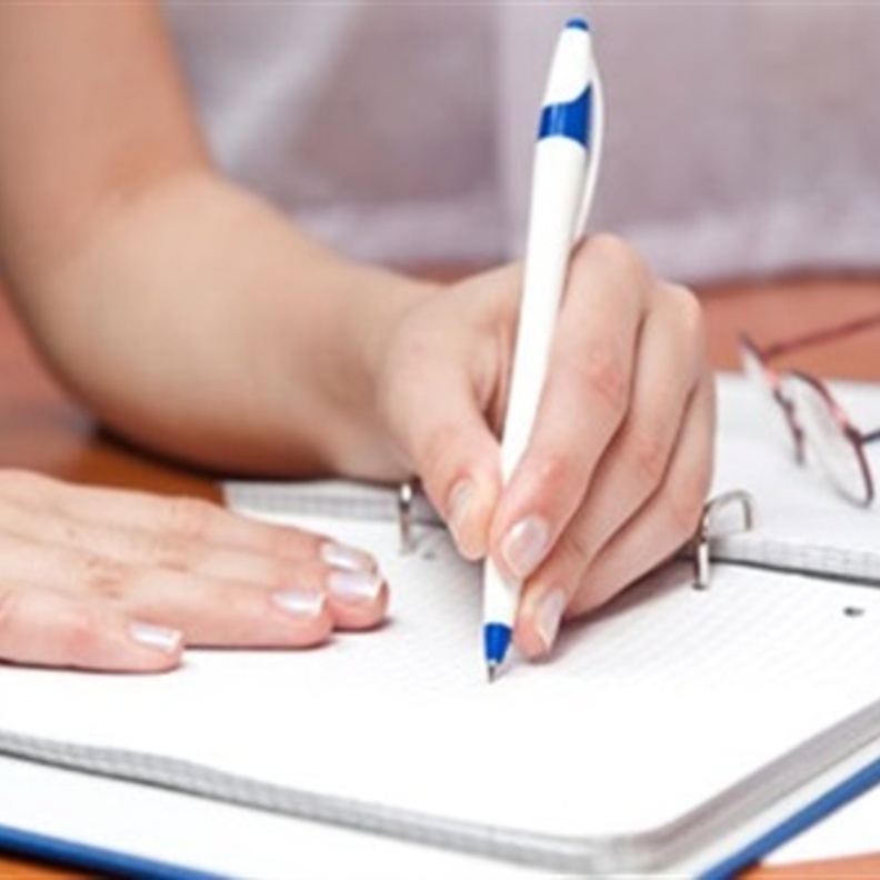 الفتاة العسراء معرضة لاضطرابات النوم