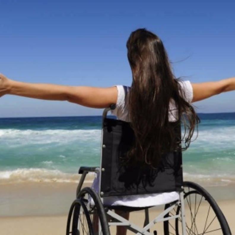 شلل الأطفال مرض يصيب العضلات بسبب الأعصاب