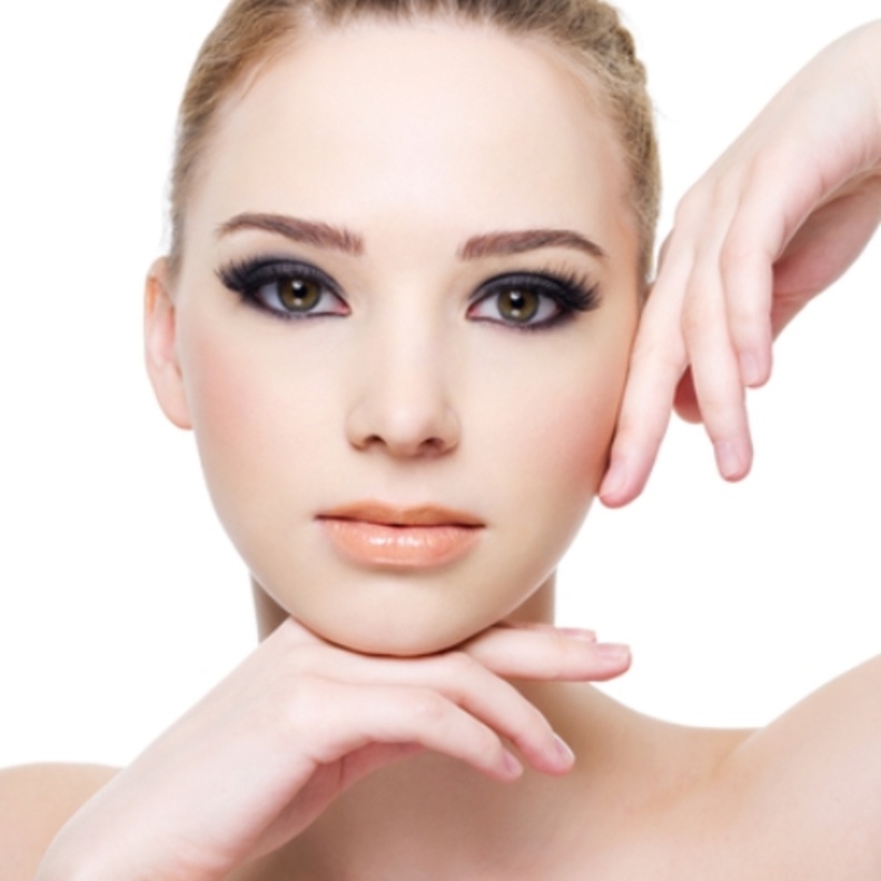 شرب المياه على الريق يطرد السموم من جسمك