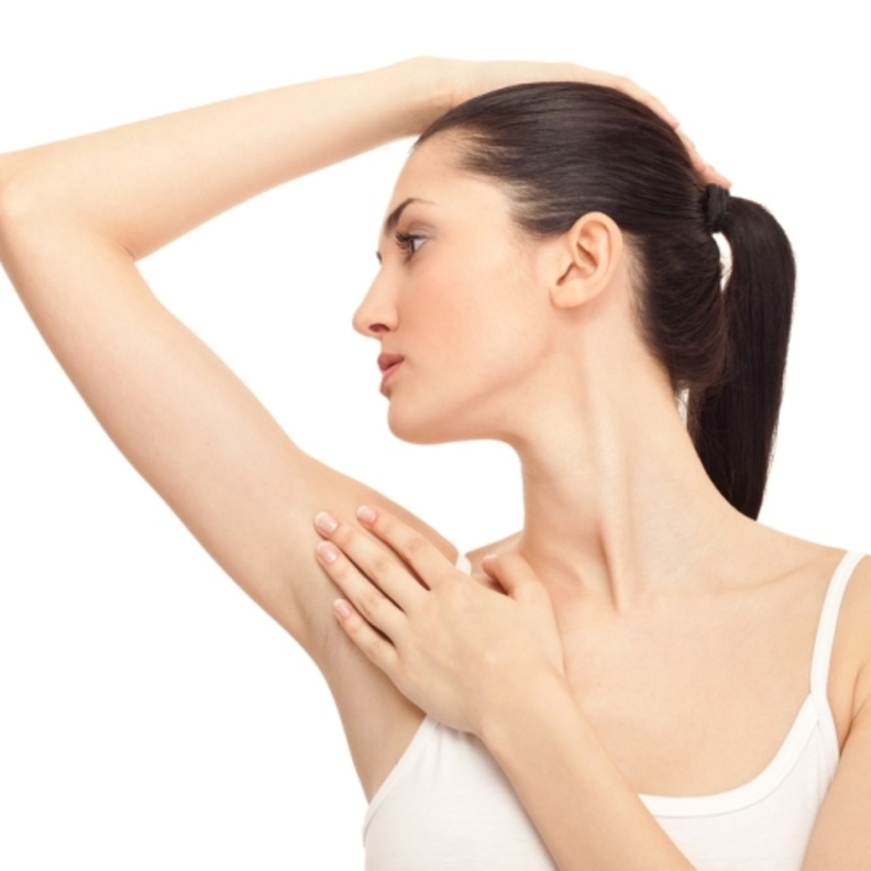 الخلطات الطبيعية تعمل على ازالة اسوداد الجلد