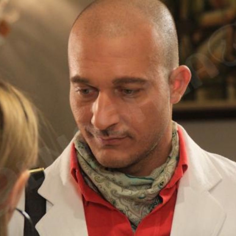 رامز اسود عناية مشددة