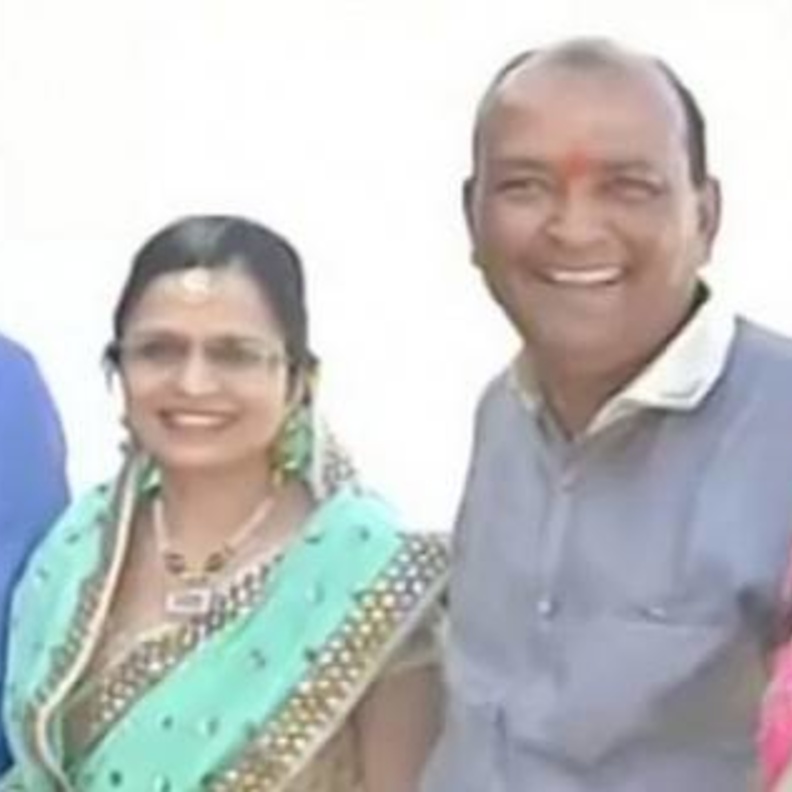 رجل أعمال يبني 90 منزلا للمشردين احتفالا بزفاف ابنته