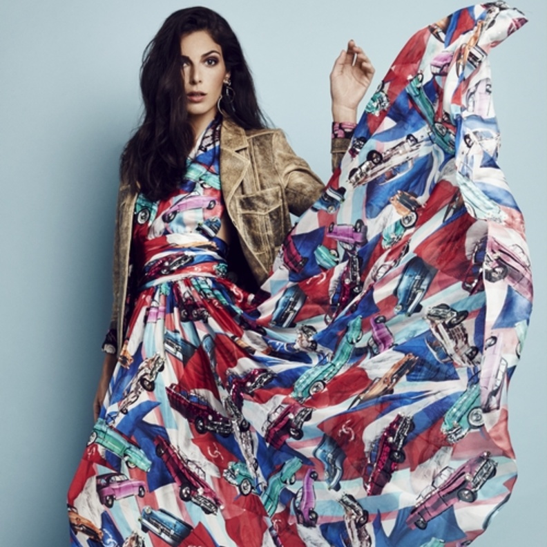 رزان جمّال ترتدي أزياء من شانيل