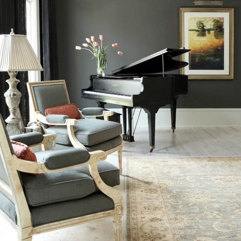 ركن جميل لعزف البيانو