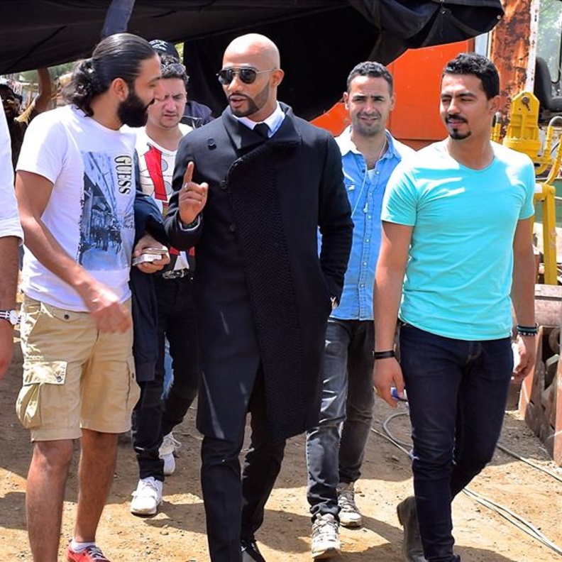 محمد رمضان كما يظهر في مسلسل "الاسطورة"