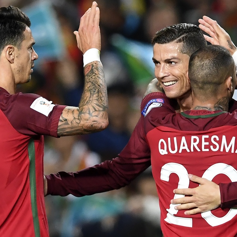 رونالدو يهدر ركلة جزاء ويقود البرتغال