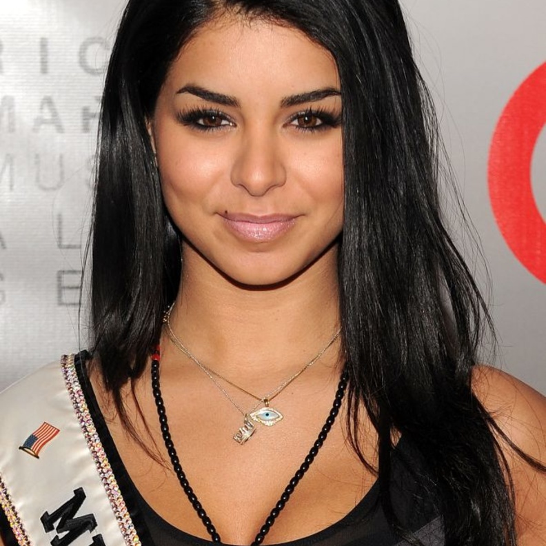 اقوال المشاهير عن مرض سرطان الثدي