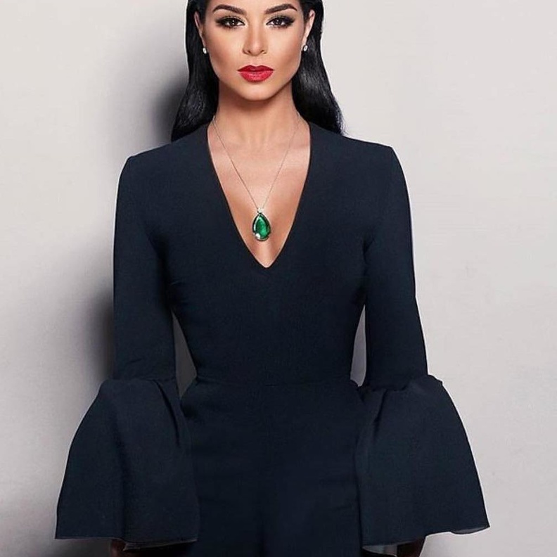 ريما فقيه سعيدة بحملها