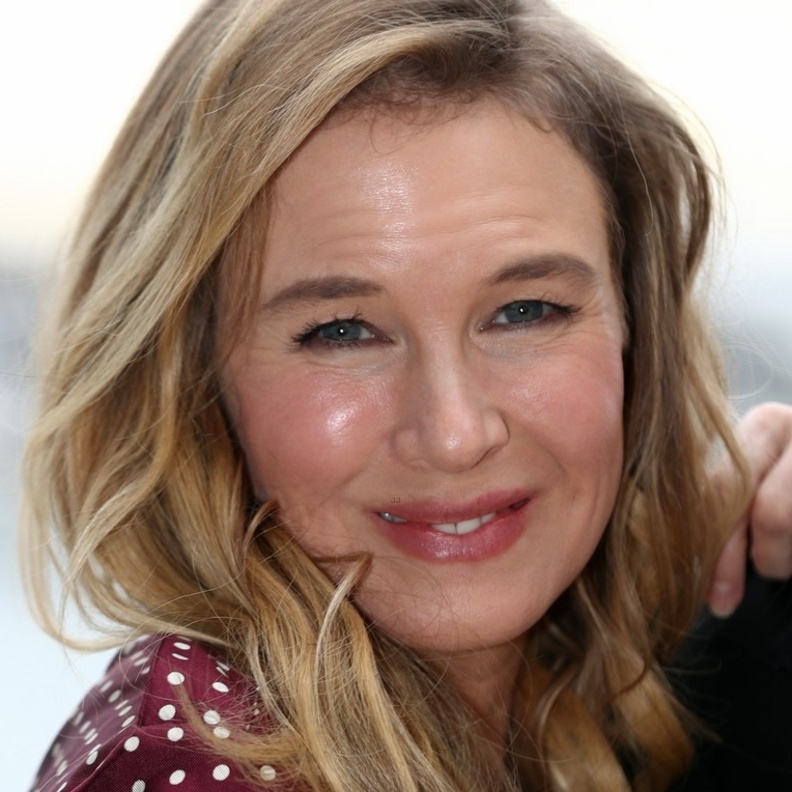رينيه زيلويغر Renee Zellweger تفشل في اخفاء التجاعيد