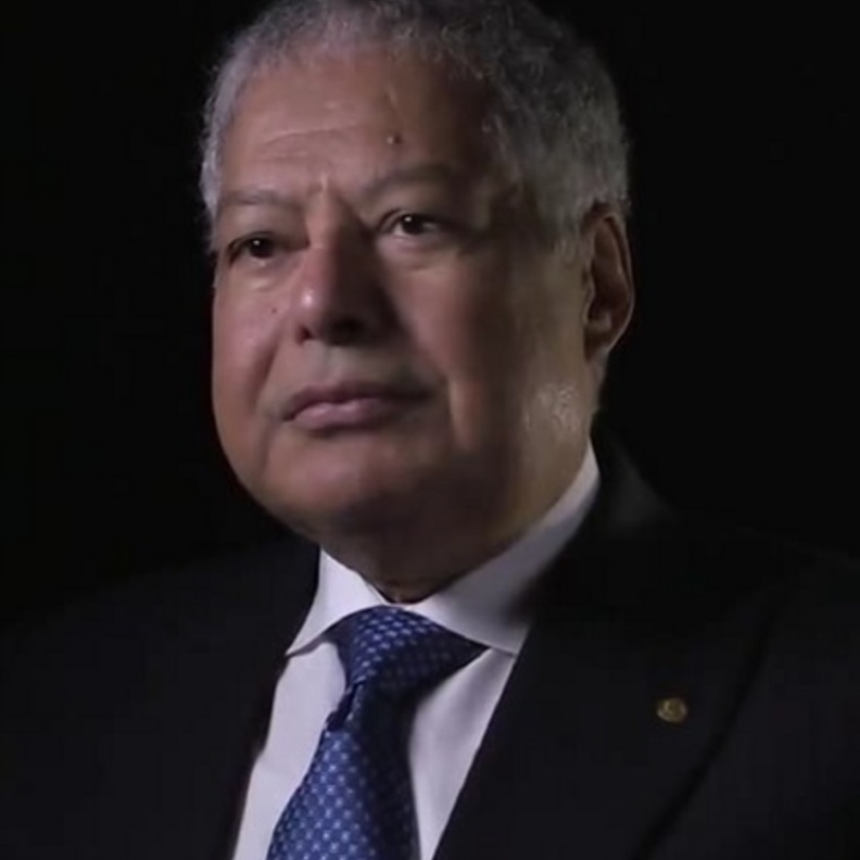 وفاة احمد زويل تبكي محبيه