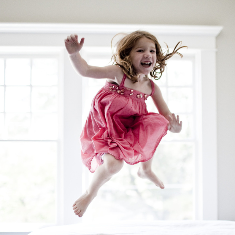 زيادة نسبة السكر و الكاربوهيدرات البسيطة سبب فرط الحركة عند الطفل 