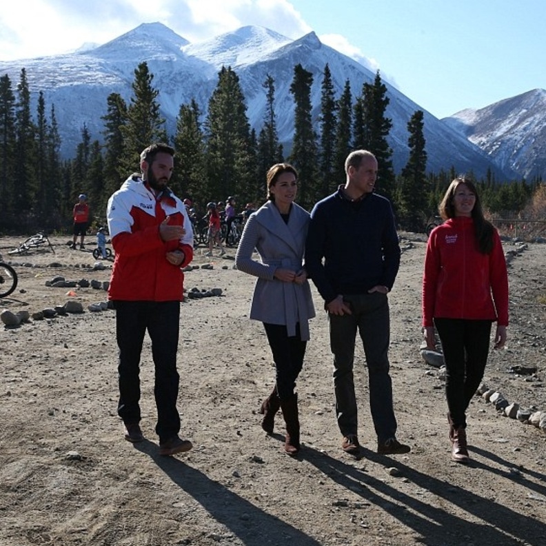 زيارات و مهام متعددة للامير وليام وزوجته في يوكون