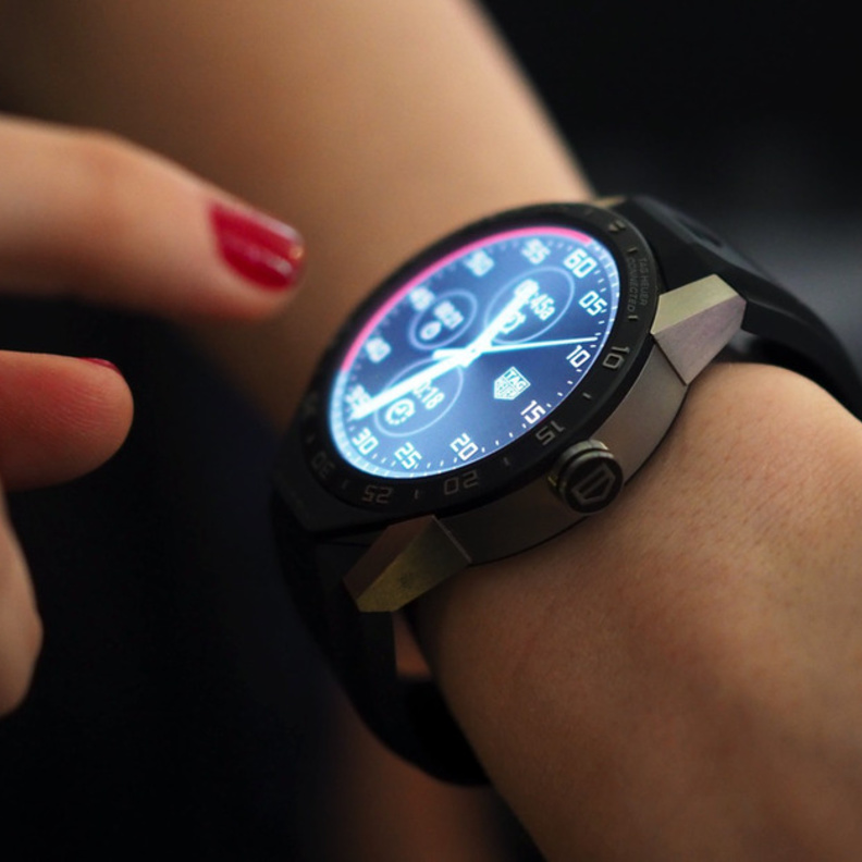 ساعة ساعة TAG Heuer Connected 