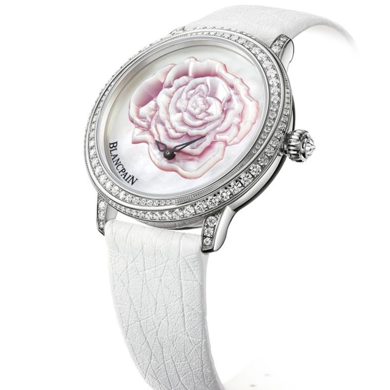 ساعة من بلانسبان