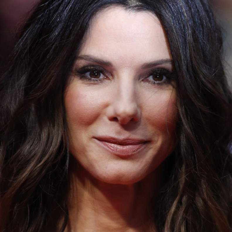 محظوظة بالعمل تعيسة بالحب