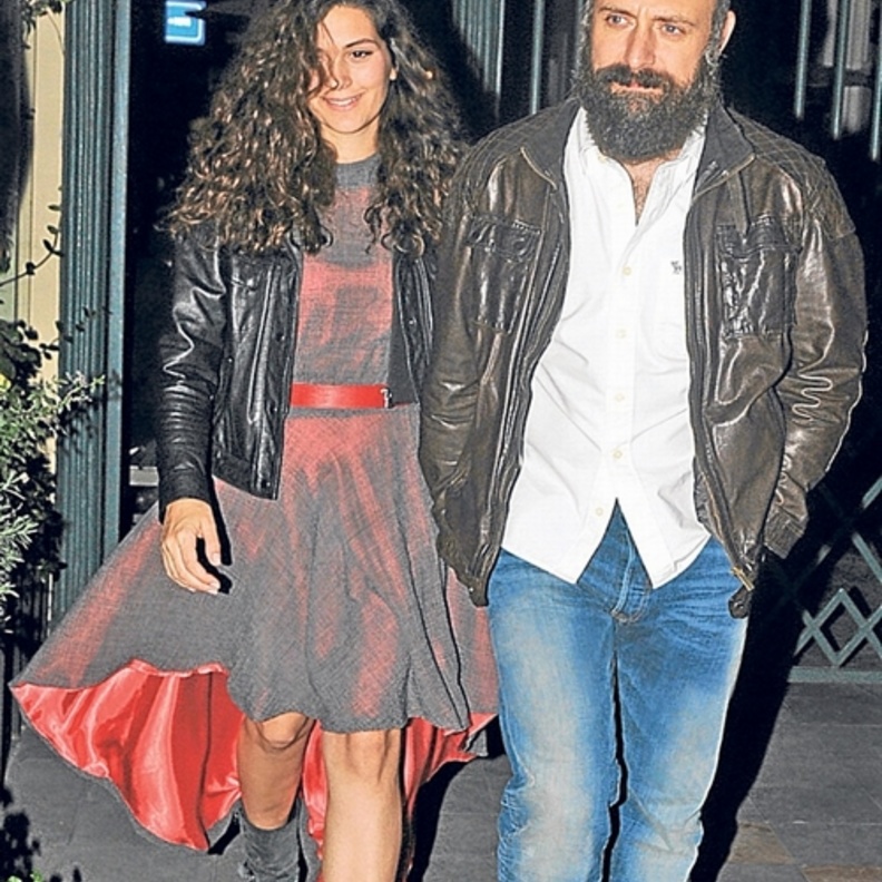 بادة ومالكوش يإطلالات نهارية عمليّة