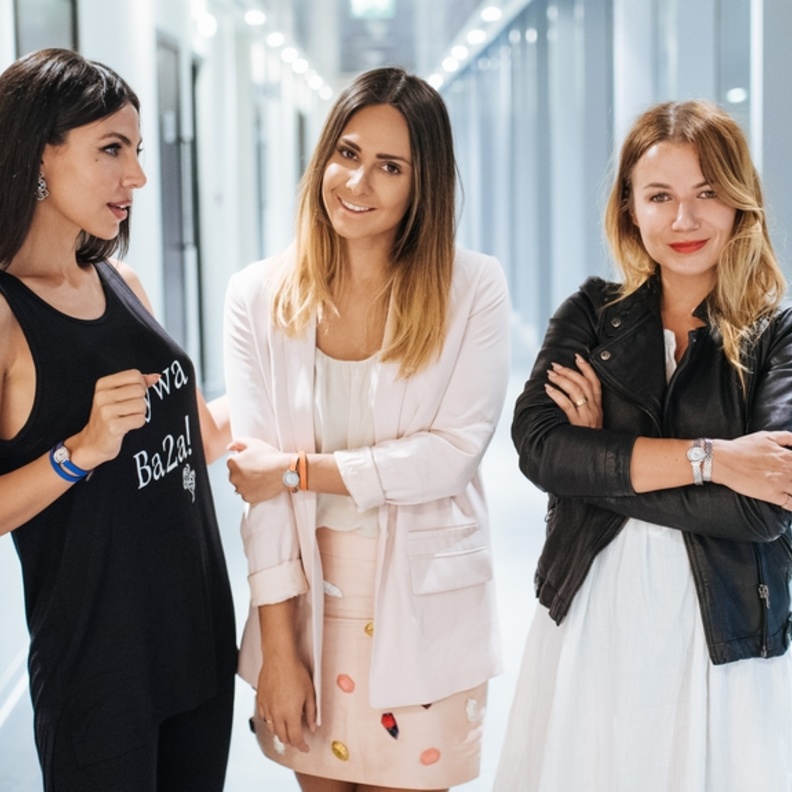 سلمي عواد، سمنثا فرنسيس، تيريزا كربينسكا 