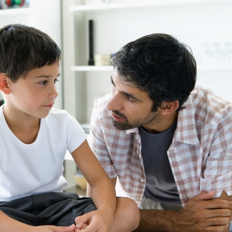 إكتئاب الأب وراء سوء السلوك عند الأطفال