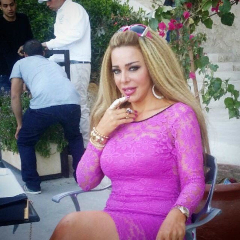  سوزان نجم الدين وش تاني