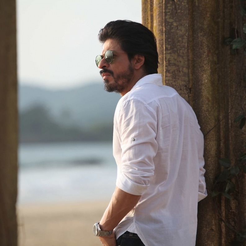 شاروخان سيستمر في محاولة تقديم ما ينال رضا جمهوره