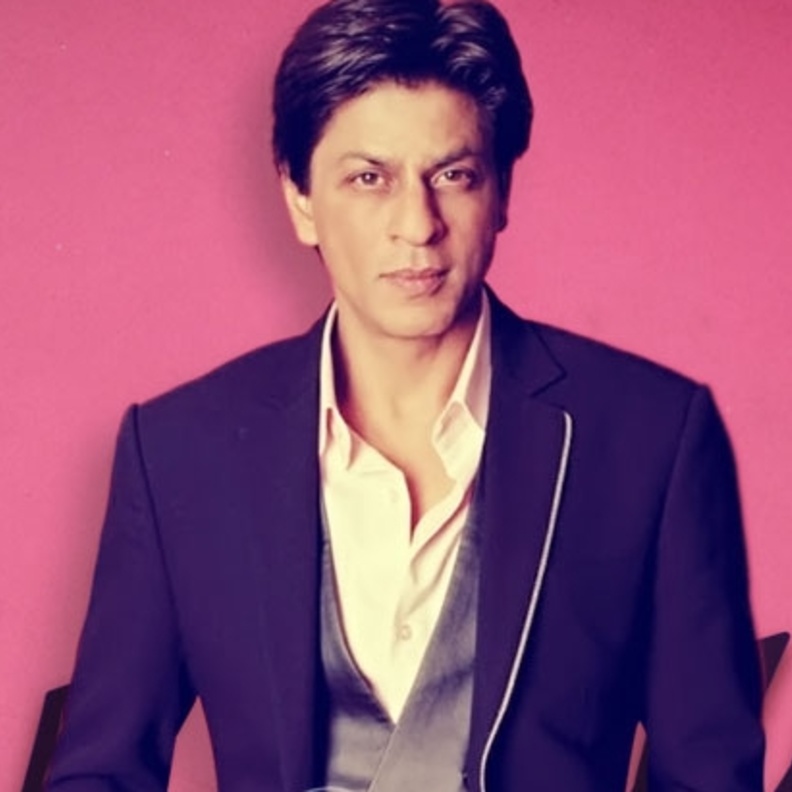 شاروخان يصدر سيرته الذاتية في كتاب