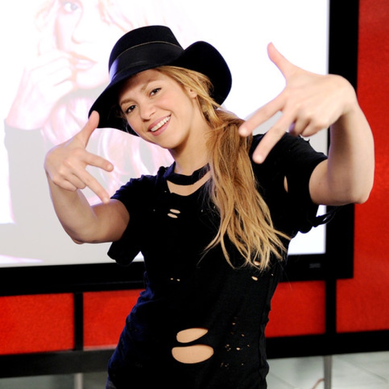  شاكيرا تركت جحيم برشلونة