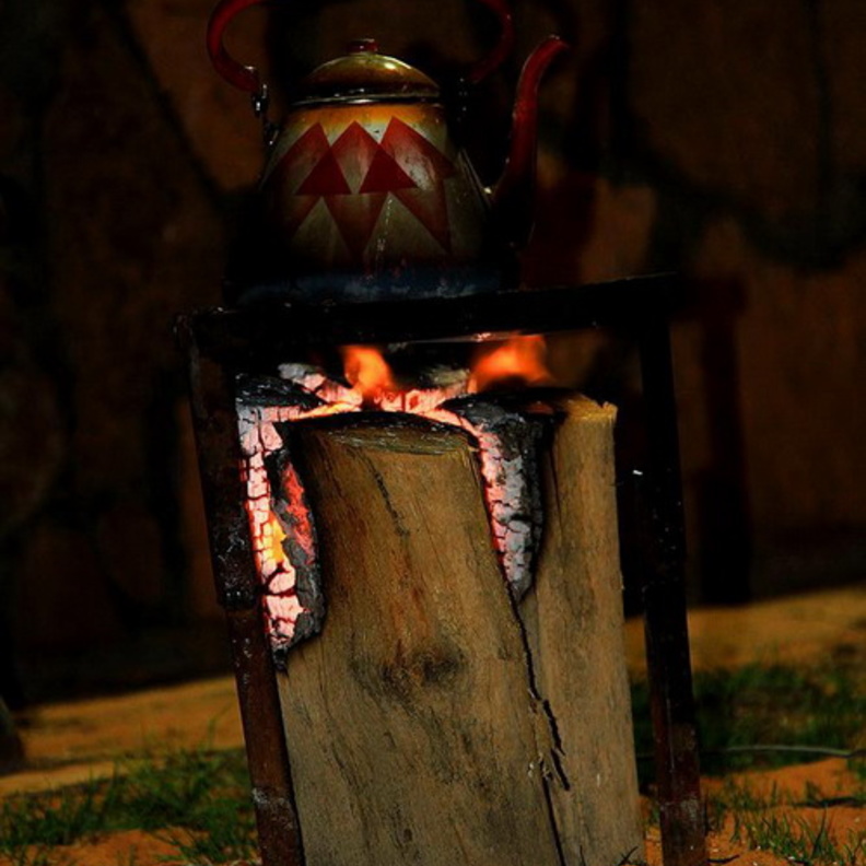 طريقة إشعال الحطب السويدية