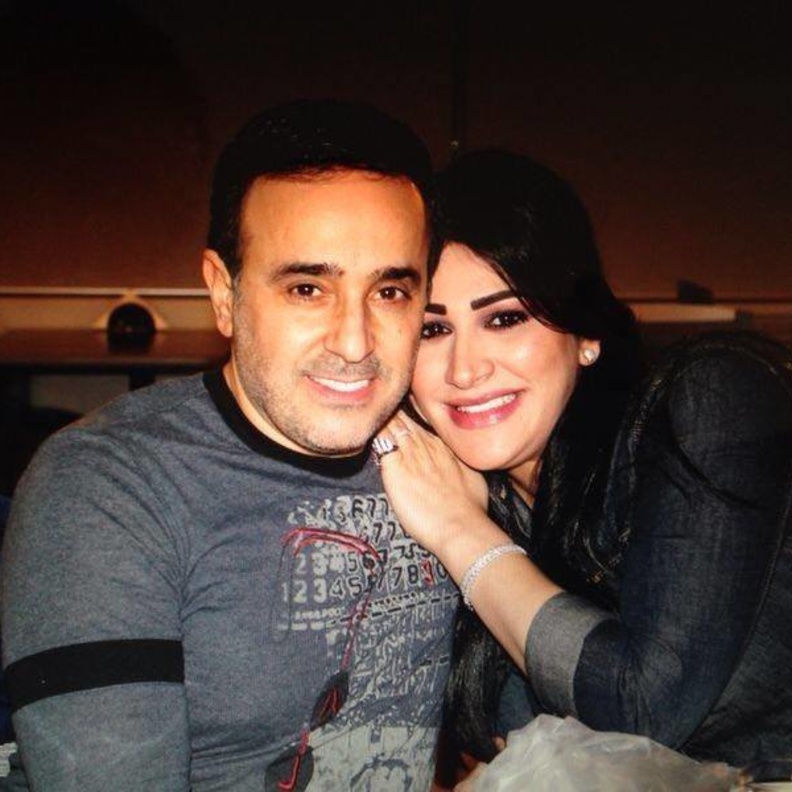 صابر الرباعي مع زوجته السيدة اخلاص