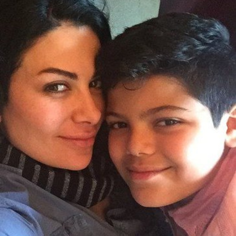 لماذا تفضل النجمات الزواج من زملاهن المخرجين؟