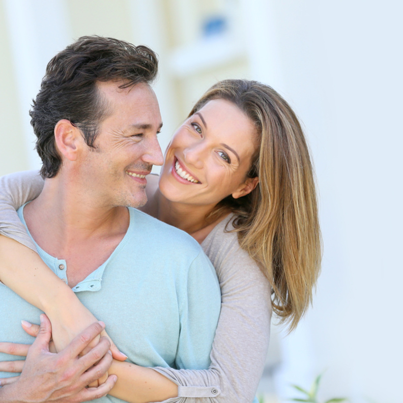 صديقات الرجل سببا قويا لانجذاب النساء اليه  