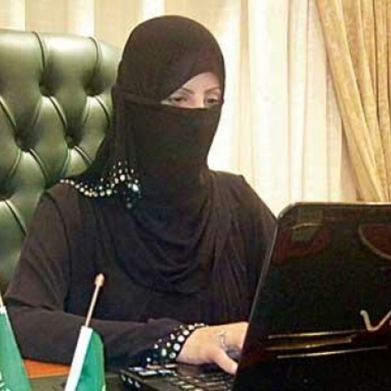 إرتفاع نسبة تقلد السعوديات للمناصب الإدارية العليا 24% 