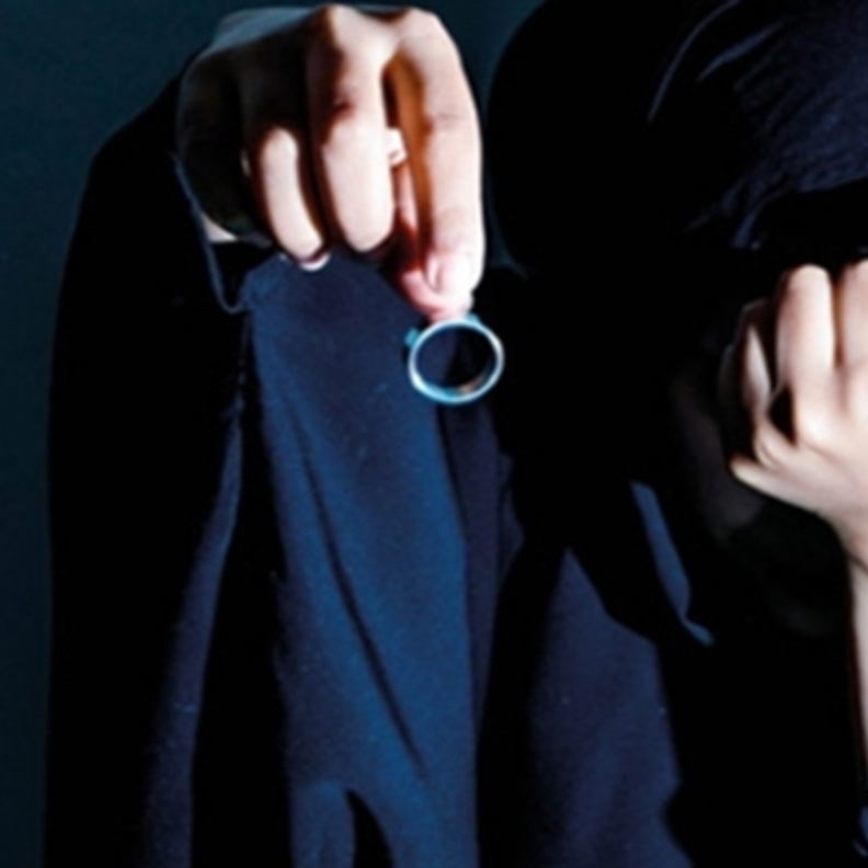 زوجة سعودية تطلب الطلاق بسبب "فارق الطول" 