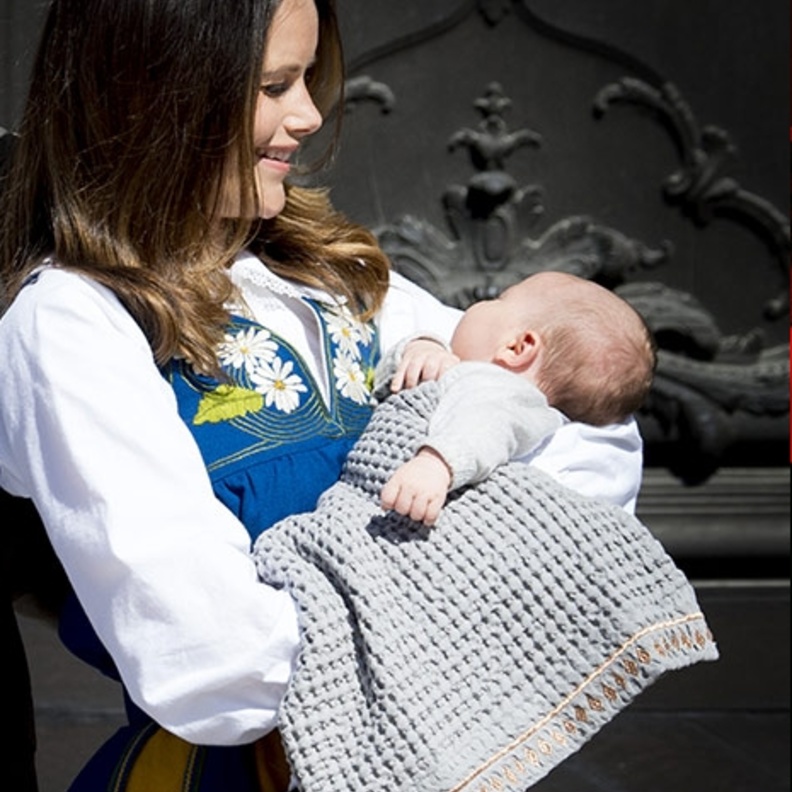 فستان بلون العلم