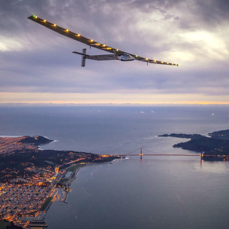 طائرة Solar Impulse التي تعمل بالطاقة الشمسية 