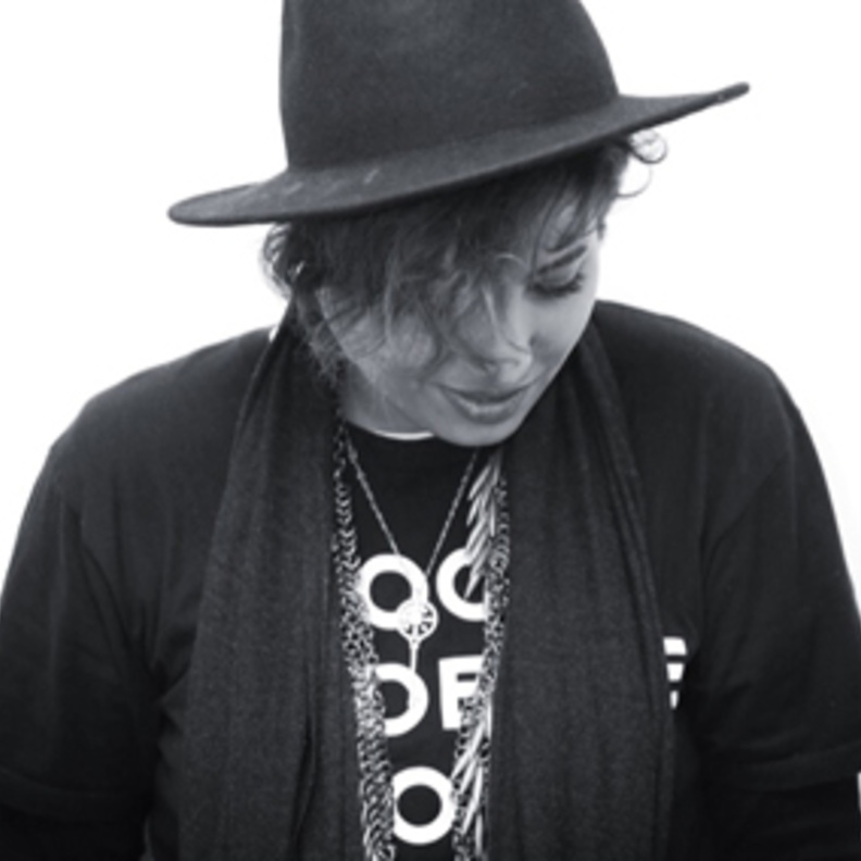 طبعت المصممة السعودية هيفاء فهد بصمة استثنائية في عالم الموضة