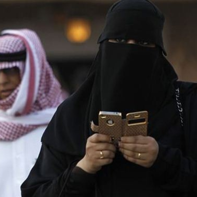 طلاق بسبب الواتس أب