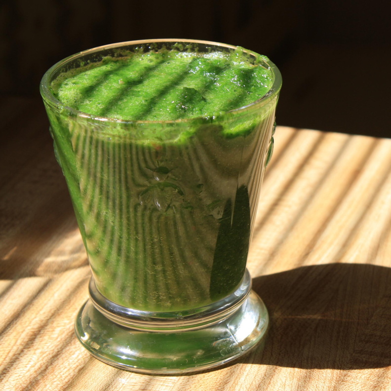 عصير البقدونس والكزبرة لغسل الكلى