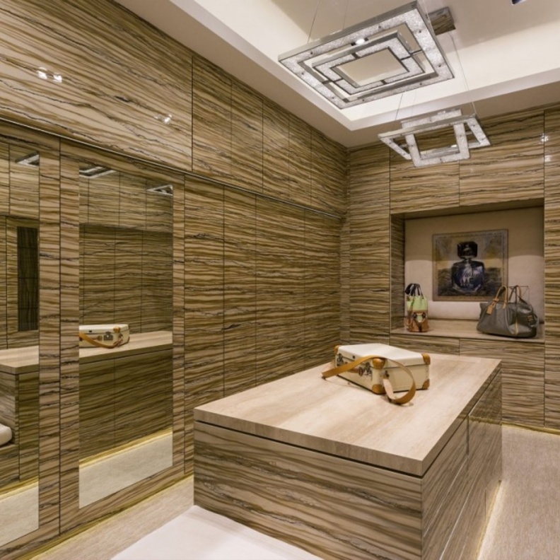 غرفة ملابس بيونسيه.