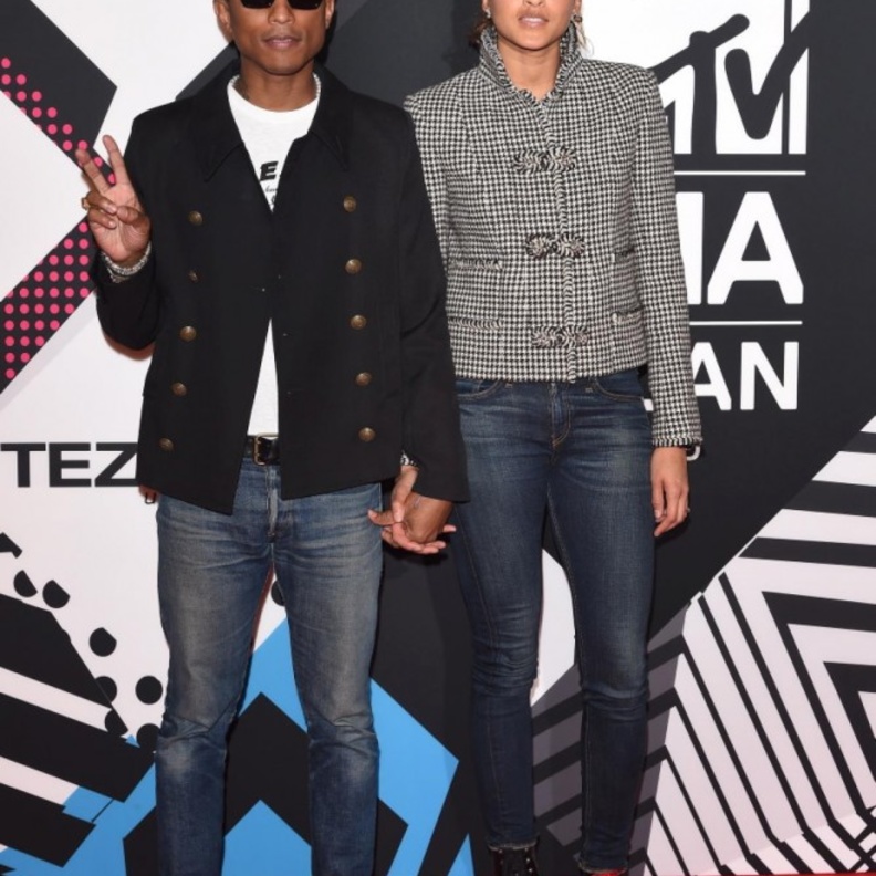 فاريل وليامز وزوجته هيلين