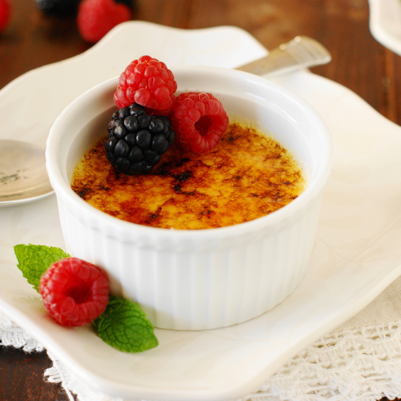 فرنسا الكريم بروليه Crème brûlée