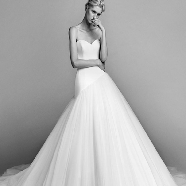 فساتين زفاف من مجموعة فيكتور اند رولف