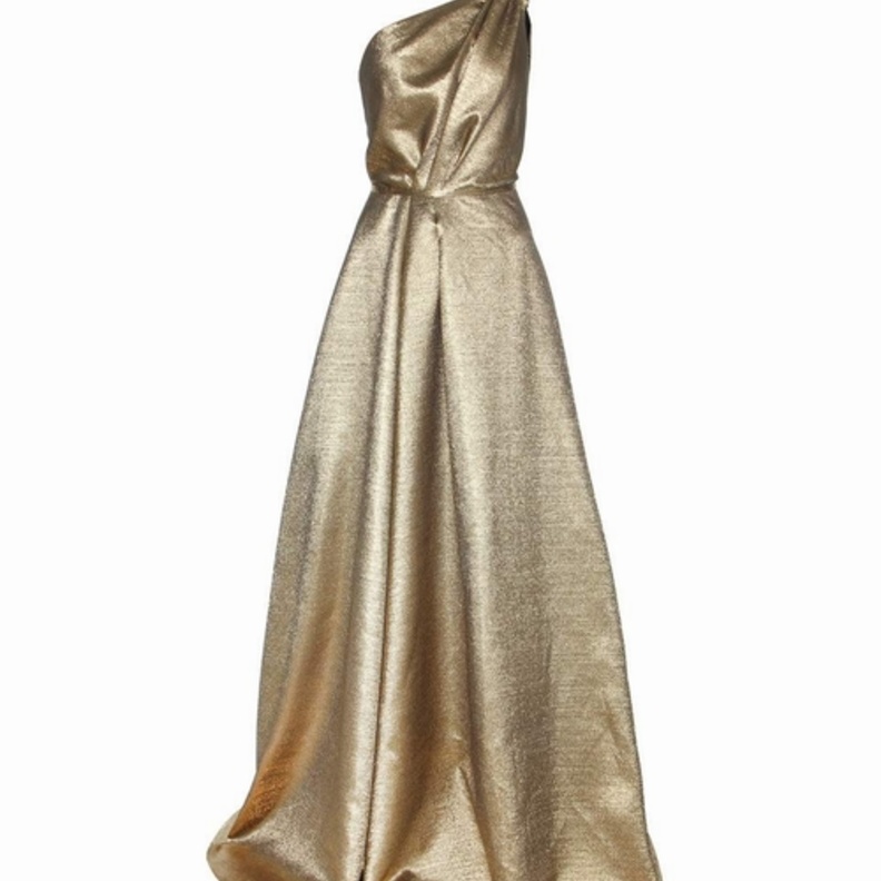 فساتين سهرة باقمشة الميتاليك ذات الكتف الواحد من كارولينا هيريرا CAROLINA HERRERA