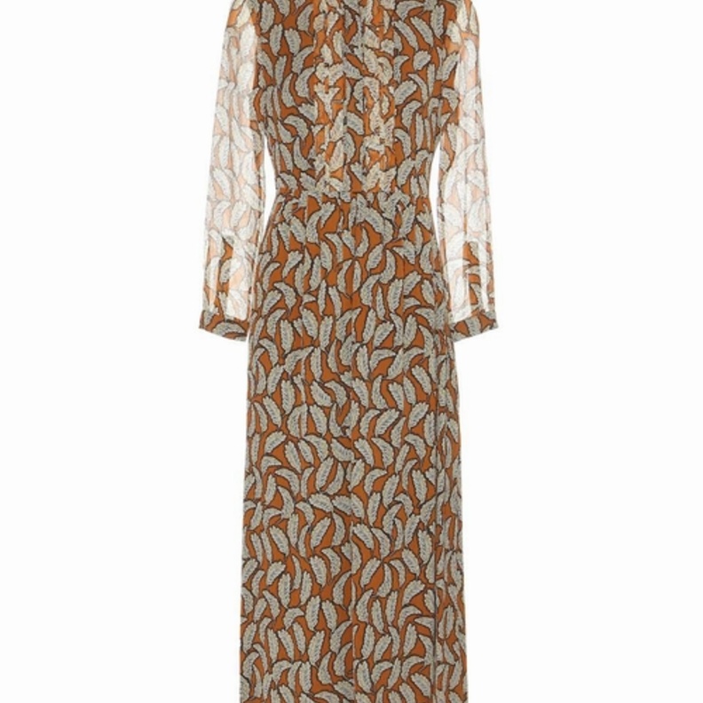 فساتين سهرة محتشمة للمحجبات