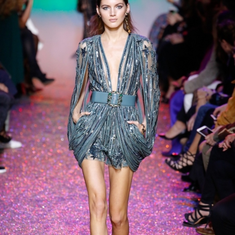 فستان خطوبة قصير من ايلي صعب