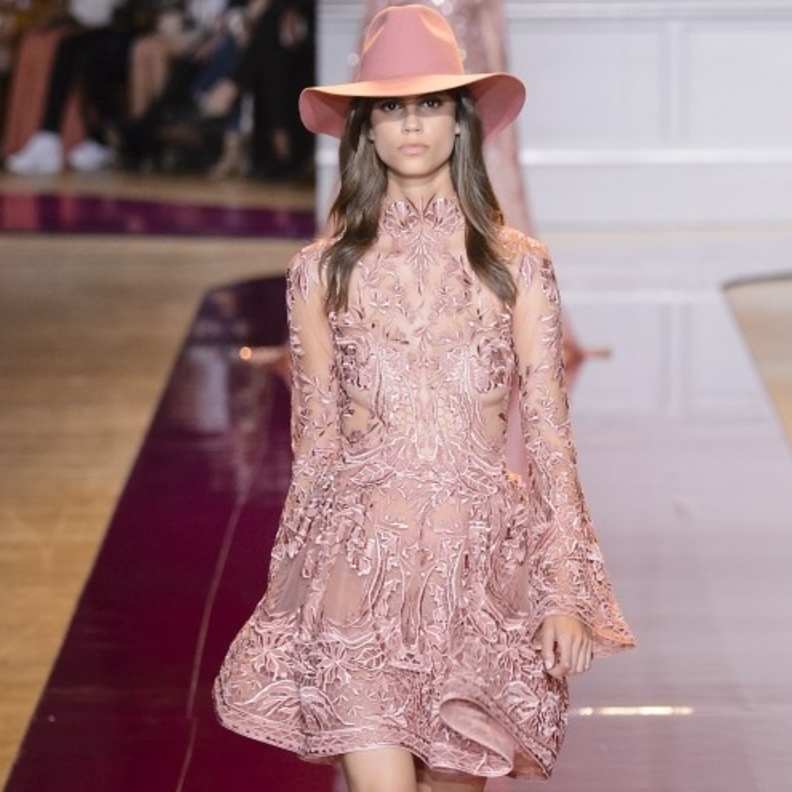 فستان قصير من زهير مراد