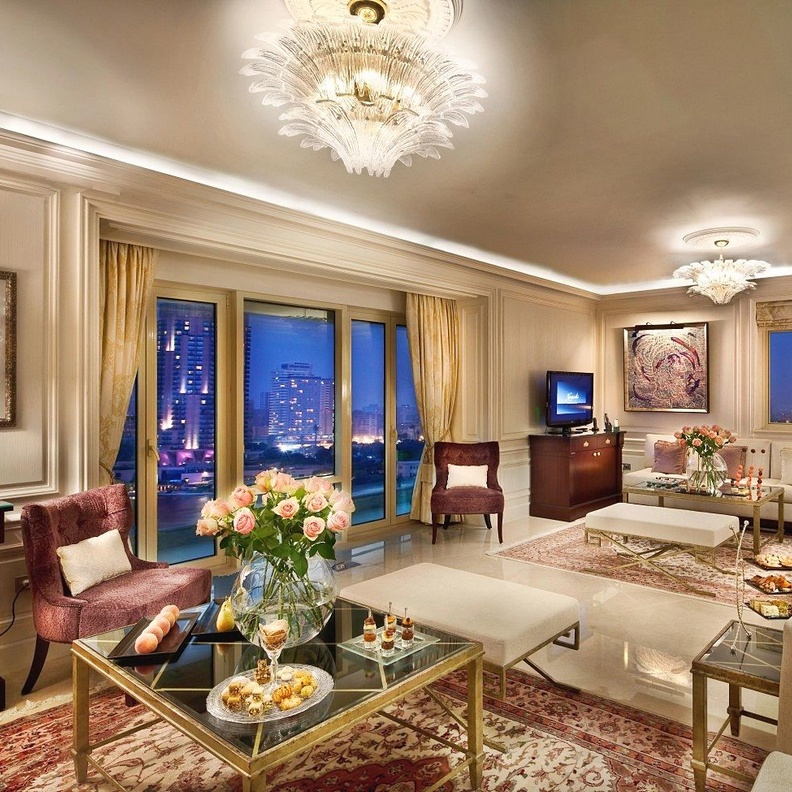 فندق سميراميس انتركونتننتال – الجناح الفرعوني