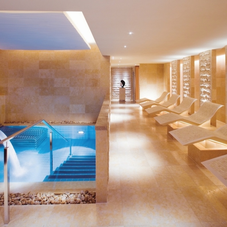 فندق Conrad Hong Kong