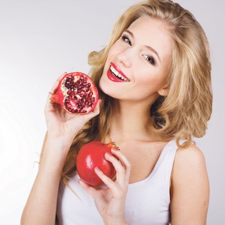 فوائد قشر الرمان للبشرة لا تحصى