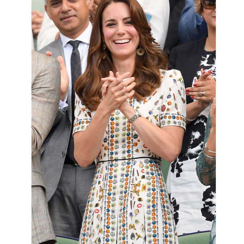 في مبارام للتينس بفستان من ألكسندر ماكوين Alexander McQueen