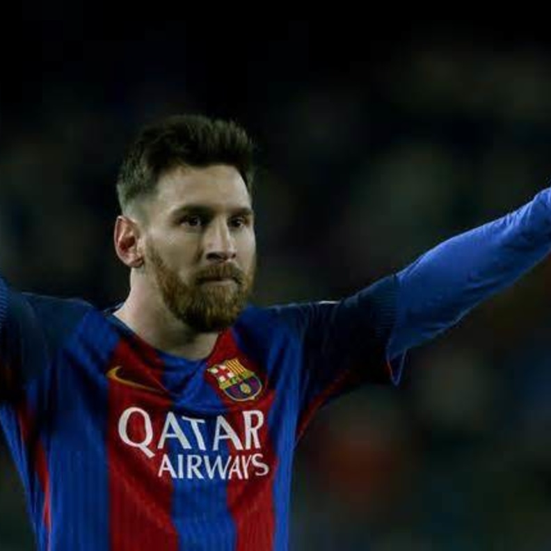 ميسي ينقذ برشلونة أمام فياريال بتسديدة مذهلة